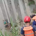 Sosok Mayat Laki Laki Ditemukan di Aliran Sungai Pemali Desa Tengki
