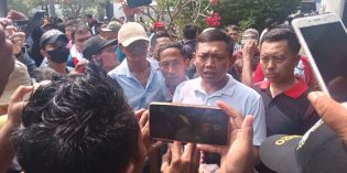 Didesak jadi Calon Bupati, Benny Sanjir Berkilah “Tunggu 2 Minggu Lagi,”