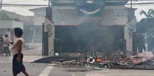 Demo Anarkis di Brebes, 3 Bangunan di Rusak Massa