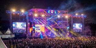 Dewa 19 Sukses Hibur Warga Brebes Meski Diwarnai Rintik Gerimis