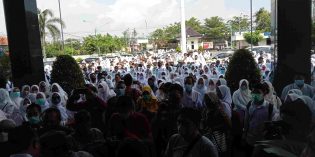 Ribuan Nakes Honorer Tagih Kejelasan Nasib ke DPRD Desak Formasi P3K Ditambah