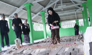 Peringati Hari Jadi, Bupati Brebes Ziarah ke Makam Leluhur Juga  Tokoh Pendahulu