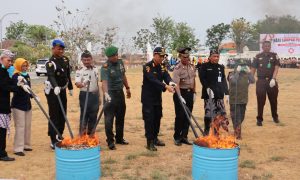 Bea Cukai Tegal dan Pemkab Brebes Musnahkan 5,29 Juta Batang Rokok Ilegal dan 43,2 Liter MMEA Bernilai 7,9 M