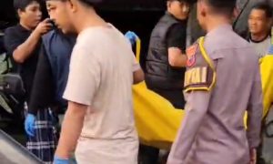 Kerangka Manusia Masih Berpakaian Lengkap Ditemukan Tergeletak Dalam Rumah Kosong di Limbangan Wetan